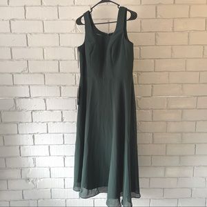 JJ’s House dark green knee length dress size 12 still has tags